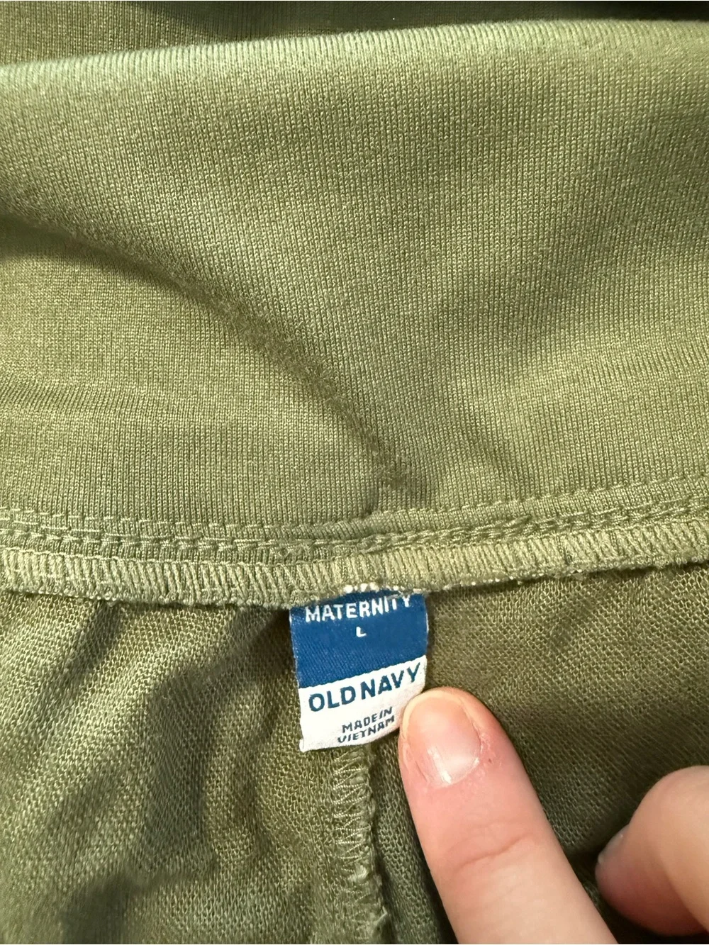 Old Navy Olive Green Women’s Maternity Shorts